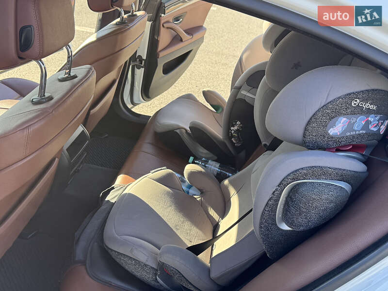 Седан BMW 5 Series 2012 в Києві