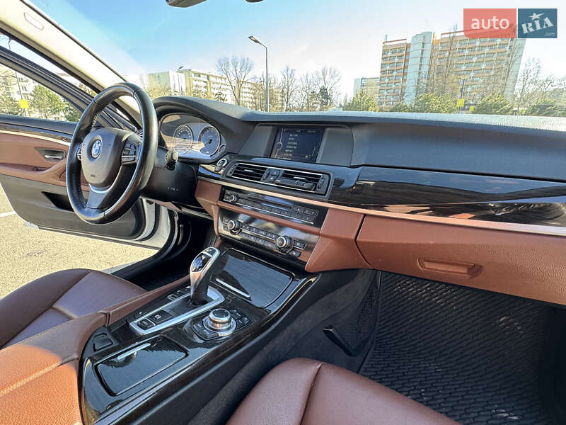 Седан BMW 5 Series 2012 в Києві