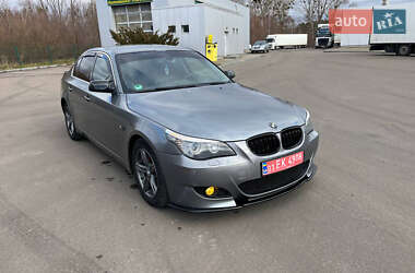 Седан BMW 5 Series 2009 в Шацьку