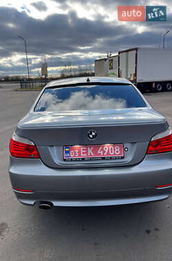 Седан BMW 5 Series 2009 в Шацьку