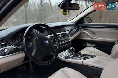 Седан BMW 5 Series 2011 в Золочеві