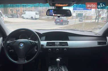 Седан BMW 5 Series 2004 в Каменец-Подольском