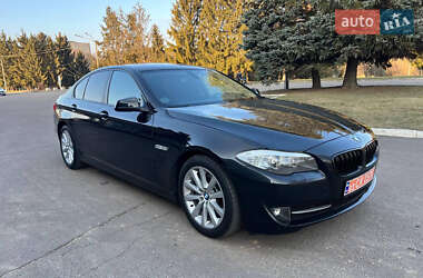 Седан BMW 5 Series 2011 в 
