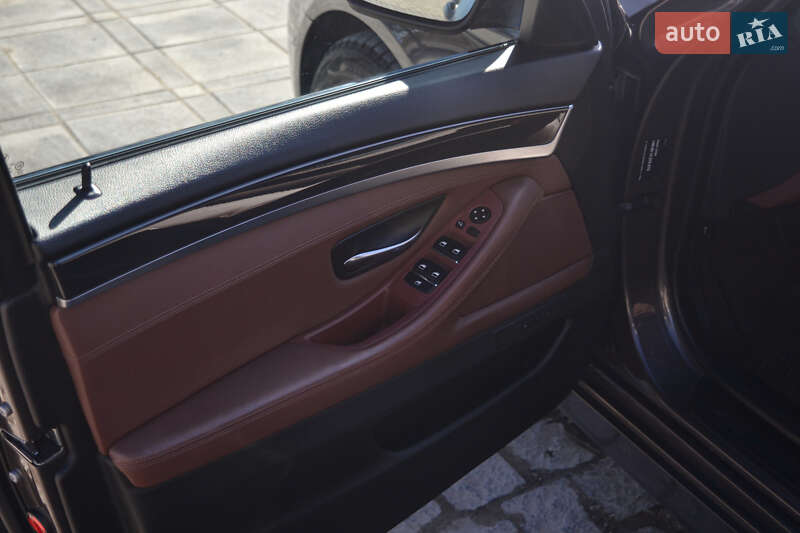 Универсал BMW 5 Series 2011 в Львове