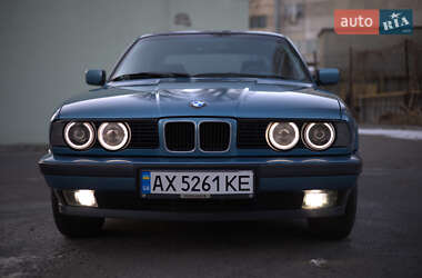 Седан BMW 5 Series 1993 в Харкові