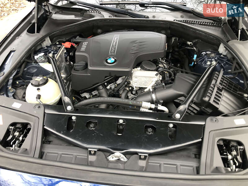 Седан BMW 5 Series 2015 в Чернигове