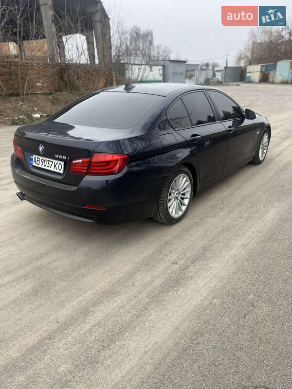 Седан BMW 5 Series 2013 в Виннице