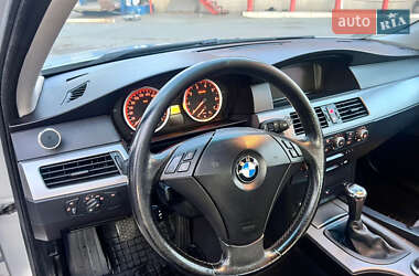 Седан BMW 5 Series 2004 в Киеве