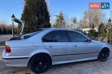 Седан BMW 5 Series 1997 в Жовкве