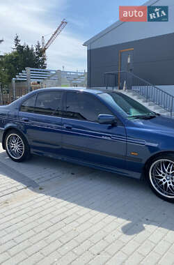 Седан BMW 5 Series 1999 в Новояворовске