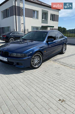 Седан BMW 5 Series 1999 в Новояворовске