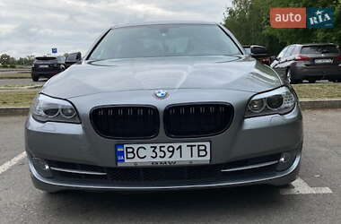 Седан BMW 5 Series 2013 в Львові