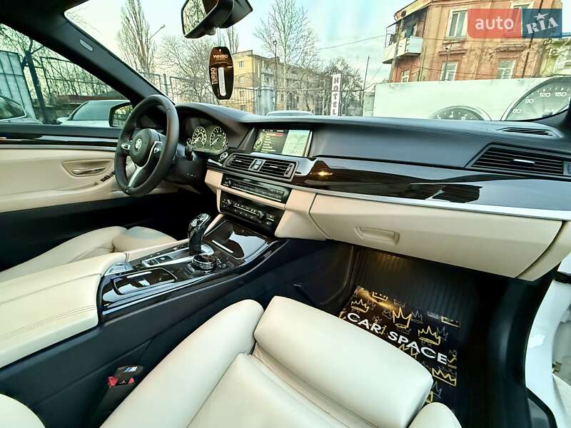 Седан BMW 5 Series 2014 в Одессе