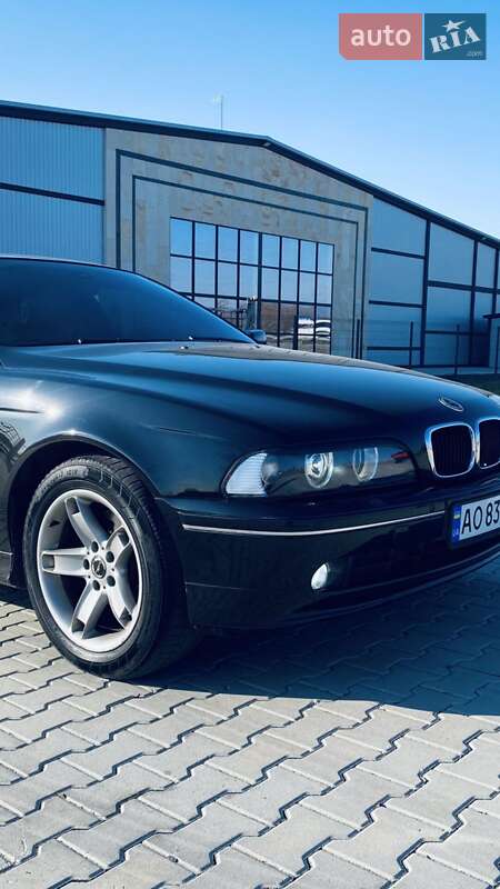 Седан BMW 5 Series 2003 в Ужгороде