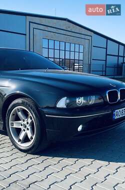 Седан BMW 5 Series 2003 в 