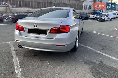 Седан BMW 5 Series 2015 в 