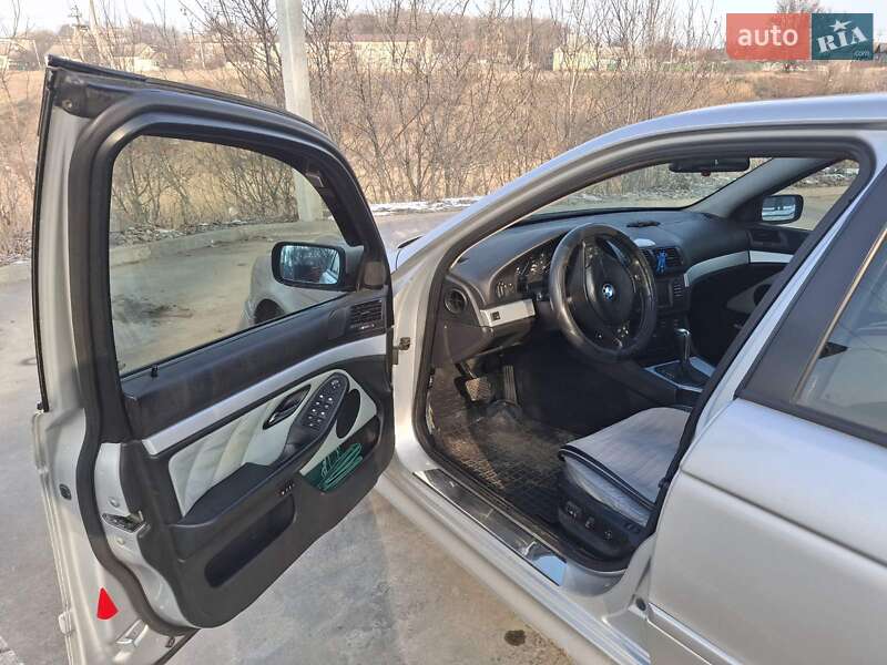 Седан BMW 5 Series 2001 в Синельниковому