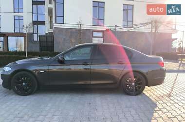 Седан BMW 5 Series 2013 в Ровно