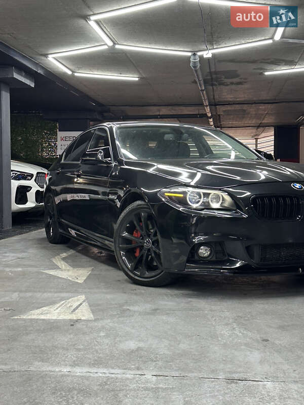 Седан BMW 5 Series 2014 в Одессе
