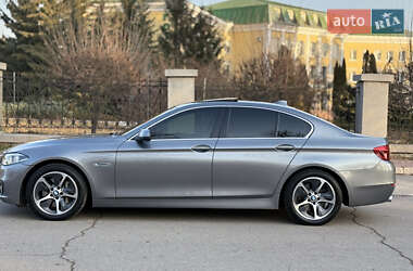 Седан BMW 5 Series 2015 в Умани