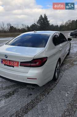 Седан BMW 5 Series 2021 в Яворове