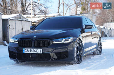 Седан BMW 5 Series 2018 в Киеве