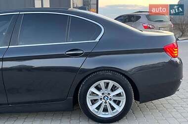 Седан BMW 5 Series 2015 в Львове