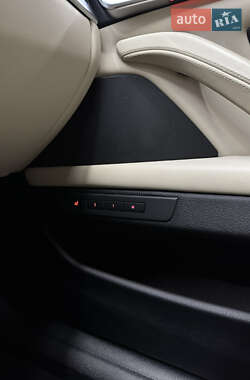 Седан BMW 5 Series 2014 в 