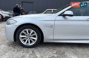 Седан BMW 5 Series 2011 в 