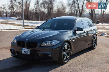 Универсал BMW 5 Series 2012 в 