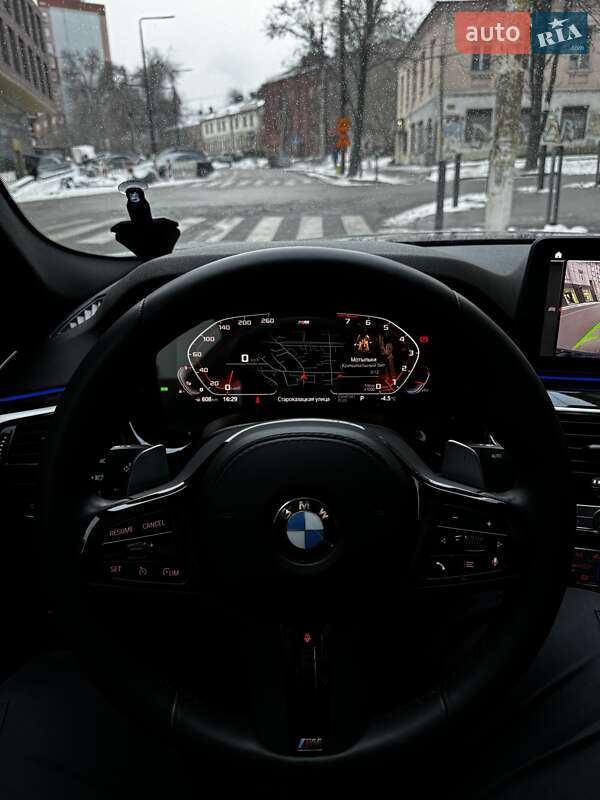 Седан BMW 5 Series 2023 в Дніпрі