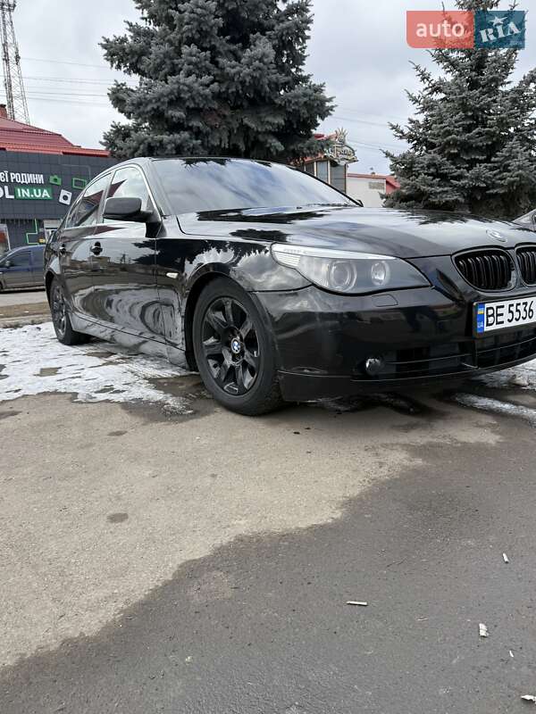 Седан BMW 5 Series 2004 в 