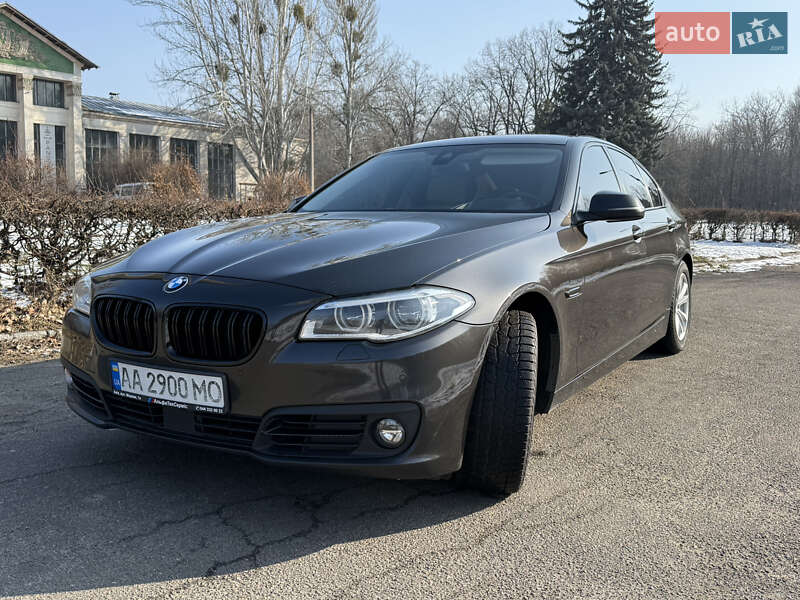Седан BMW 5 Series 2014 в 