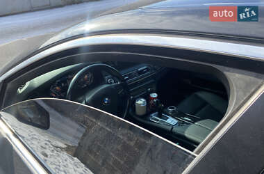 Седан BMW 5 Series 2012 в 