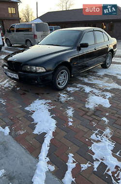 Седан BMW 5 Series 1997 в Десне