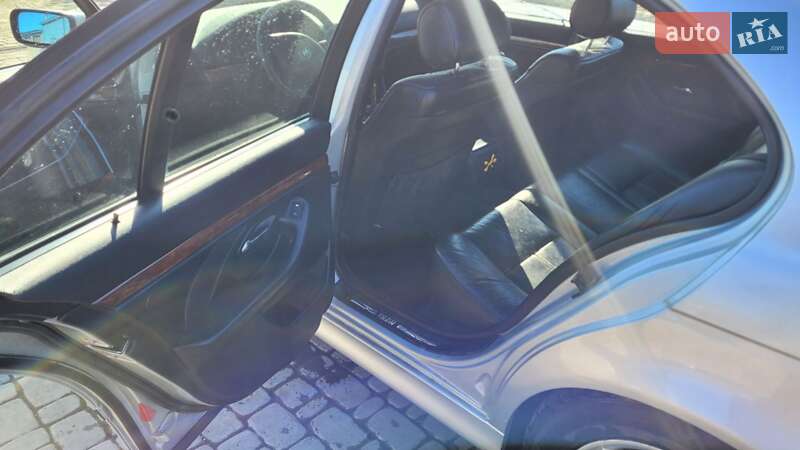 Седан BMW 5 Series 1999 в Чорткові