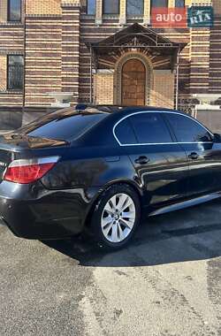 Седан BMW 5 Series 2004 в Киеве