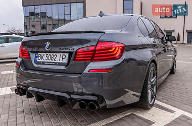 Седан BMW 5 Series 2015 в Рівному