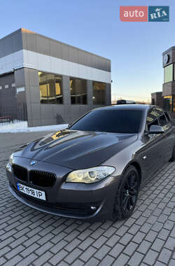 Седан BMW 5 Series 2012 в Ровно