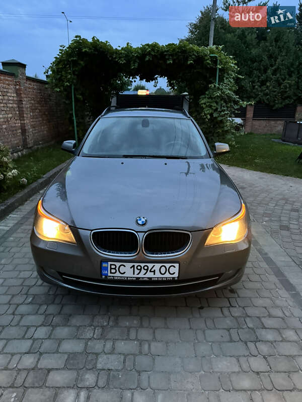 Универсал BMW 5 Series 2010 в Львове