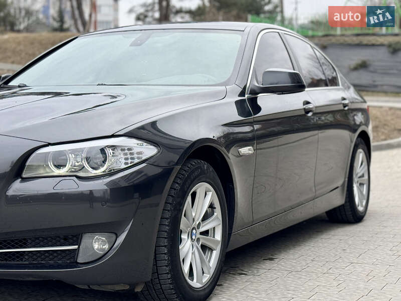 Седан BMW 5 Series 2010 в Яворові