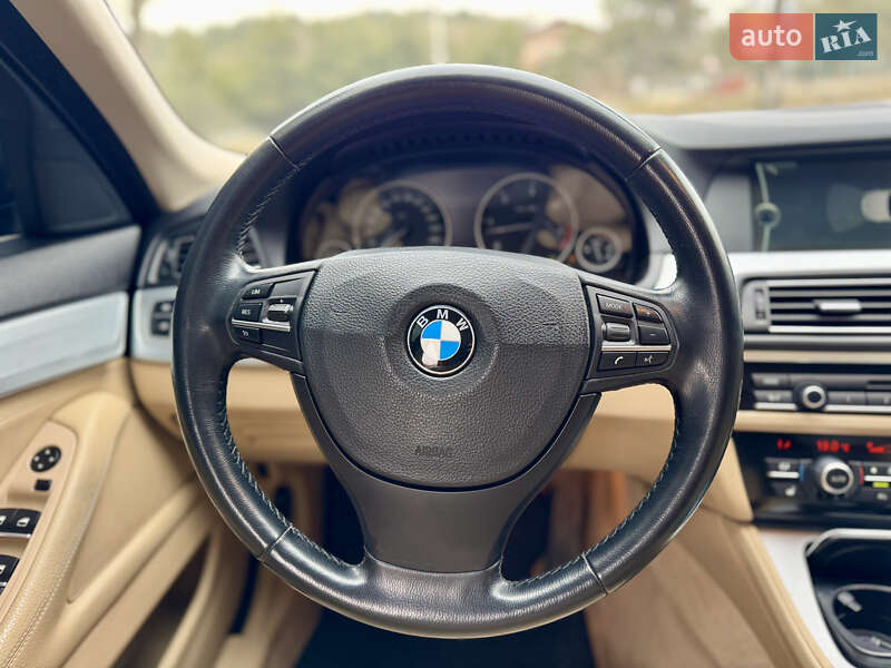 Седан BMW 5 Series 2010 в Яворові