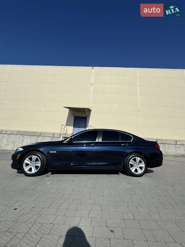 Седан BMW 5 Series 2013 в Львове