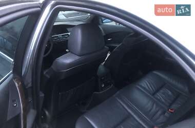 Седан BMW 5 Series 2005 в 