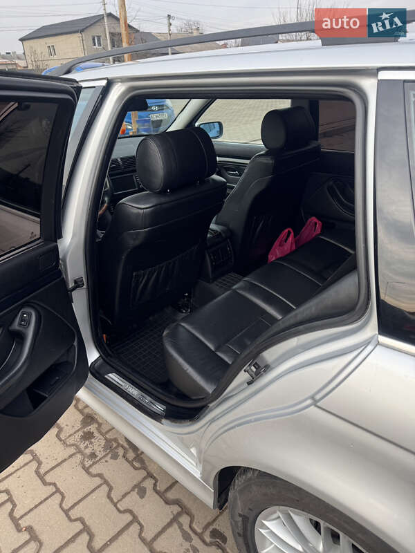 Універсал BMW 5 Series 2003 в Нововолинську