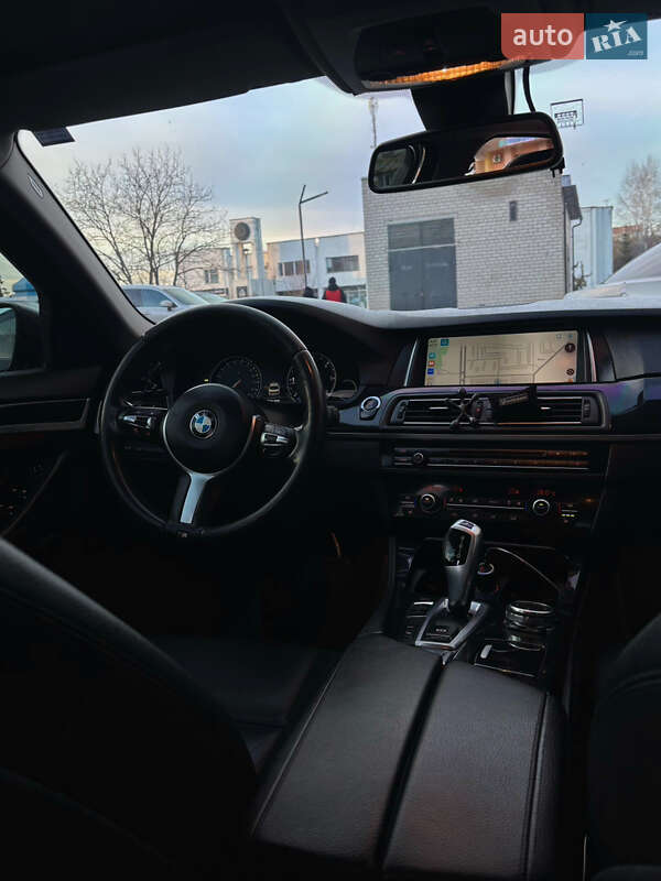 Седан BMW 5 Series 2016 в Вараше фото 8 Седан BMW 5 Series 2016 в Вараше