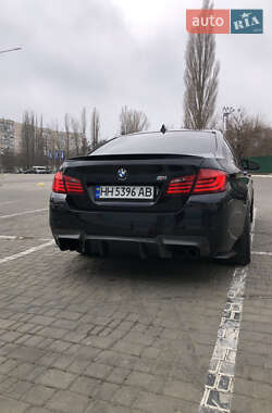 Седан BMW 5 Series 2012 в 