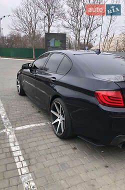 Седан BMW 5 Series 2012 в 