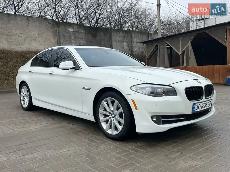 BMW 5 Series 2011