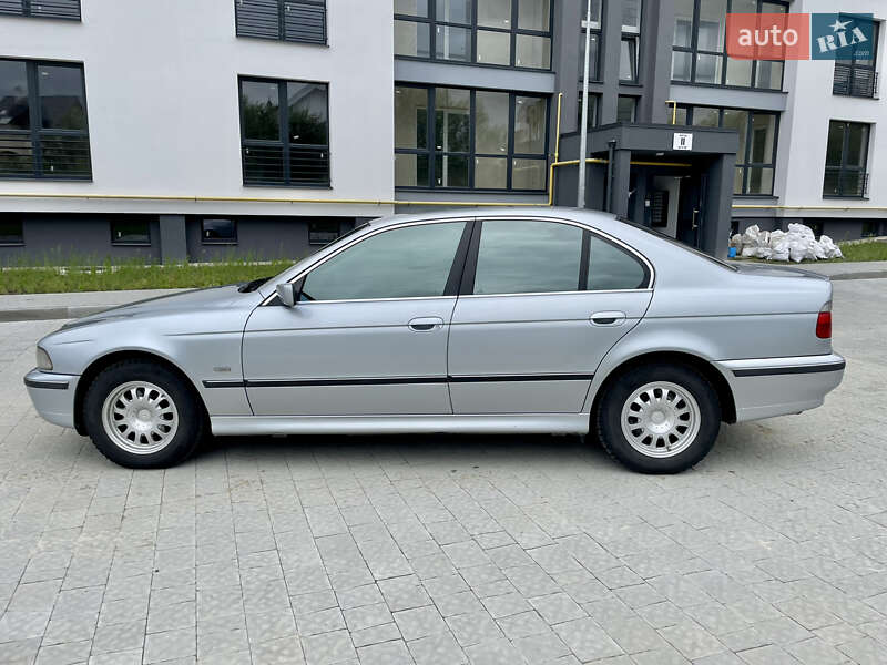 Седан BMW 5 Series 1998 в Львове